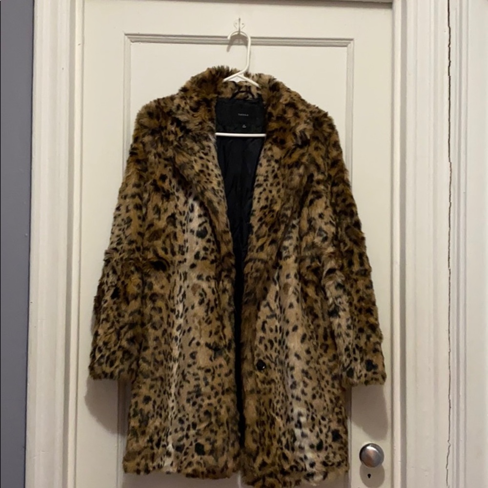 Faux Fur Leopard Print Jacket
